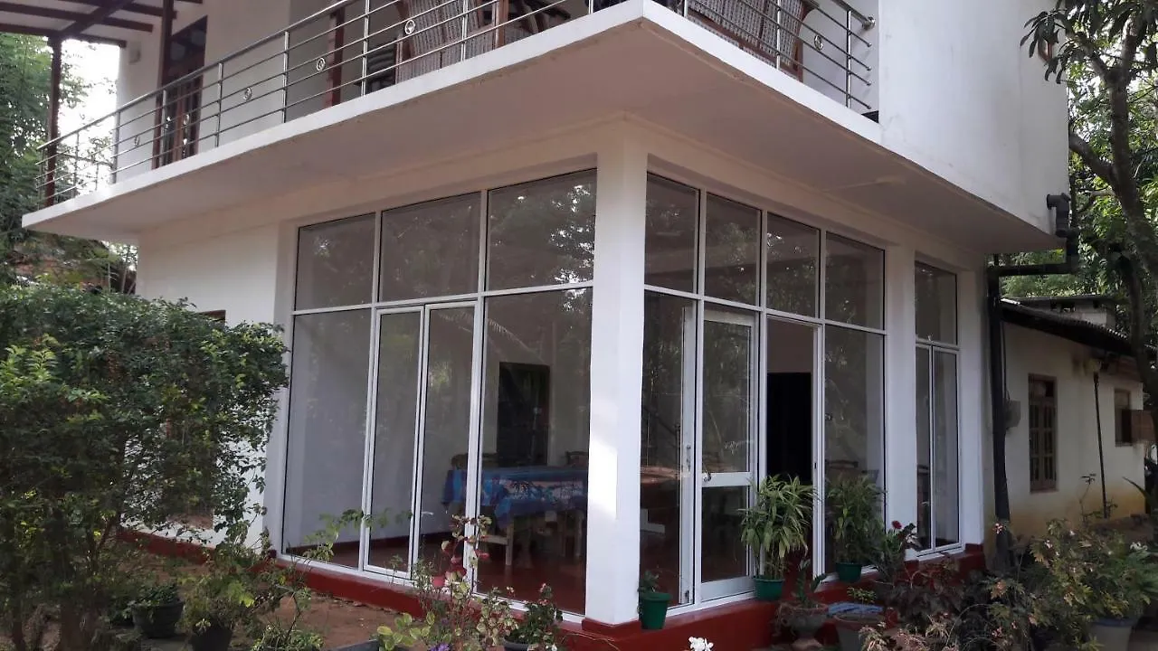 Habarana New Star Homestay 0*,