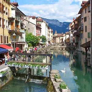 coeur-vieille-ville.hotels-rhonealpes.com/